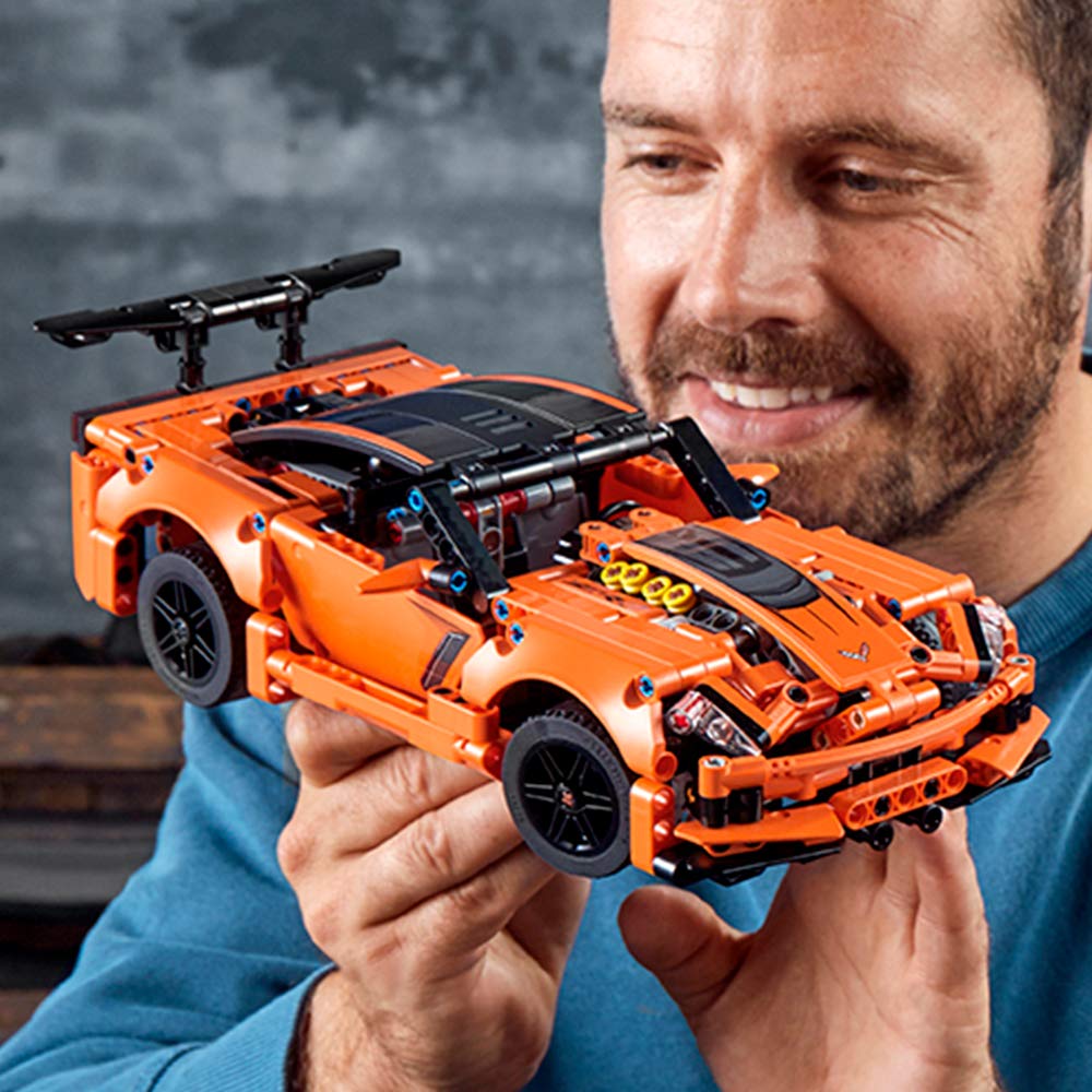 Building Kit (579 Pieces) A670596