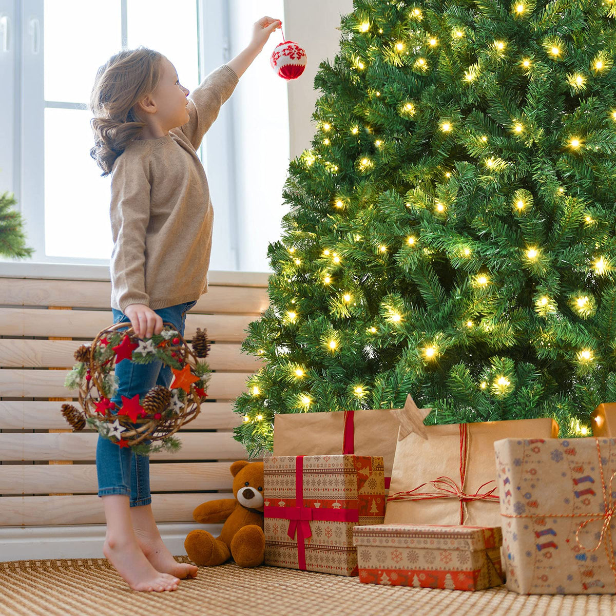 8ft Prelit Artificial Christmas Tree with 430 Warm White LED Lights O547547